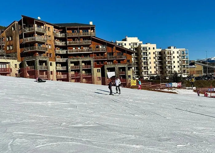 Nid Douillet Au Pied Des Pistes * Les Angles